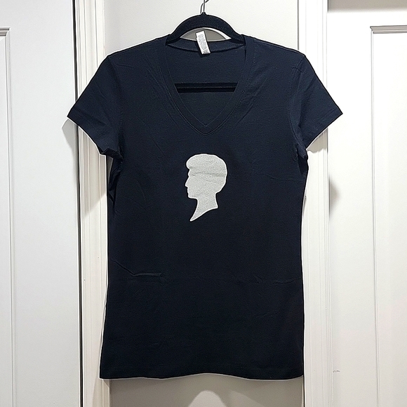 Bella Canvas Schwarzhopf V-Neck T-Shirt 100% Cotton NWOT - Picture 1 of 8